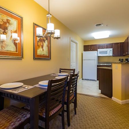 Vacation Village In The Berkshires Hancock Dış mekan fotoğraf A kitchen in a typical two-bedroom unit