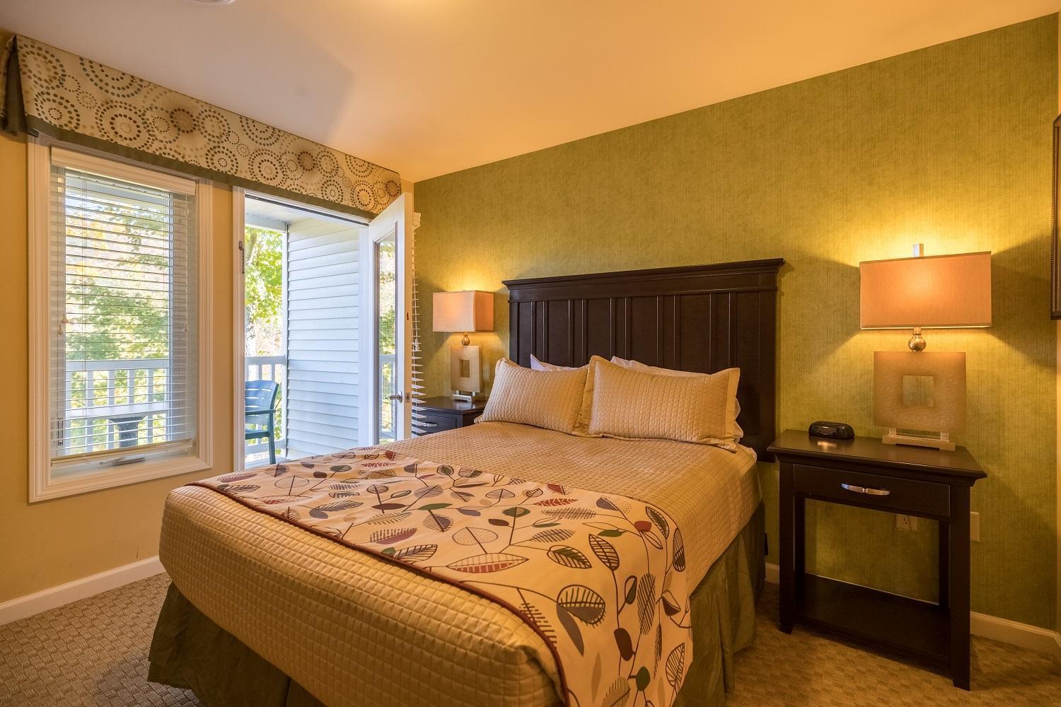 Vacation Village In The Berkshires Hancock Oda fotoğraf A bedroom at the Inn at the Opera