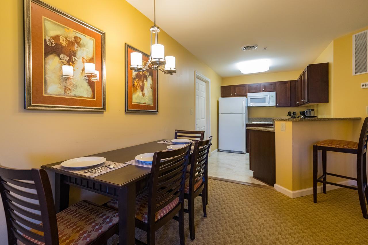 Vacation Village In The Berkshires Hancock Dış mekan fotoğraf A kitchen in a typical two-bedroom unit